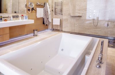 Best Bathtub Refinishing Contractors in Piqua, OH